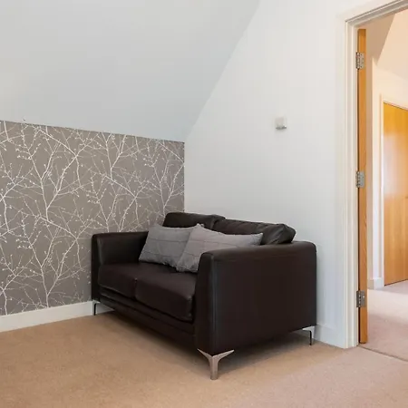 Luxurious 4 Bedroom New England Style - Trewhiddle 24 Holiday home